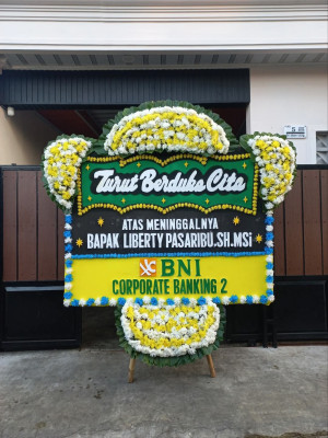 Papan Bunga Duka di Palasari